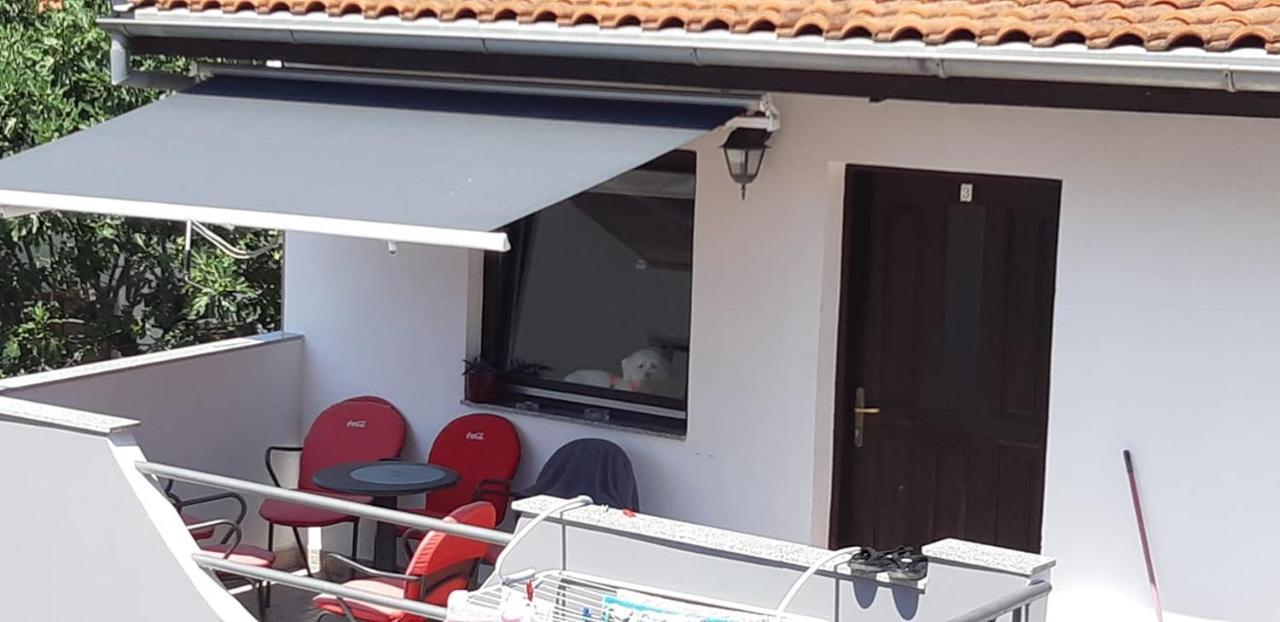 Apartments Lola Biograd Na Moru Exterior photo